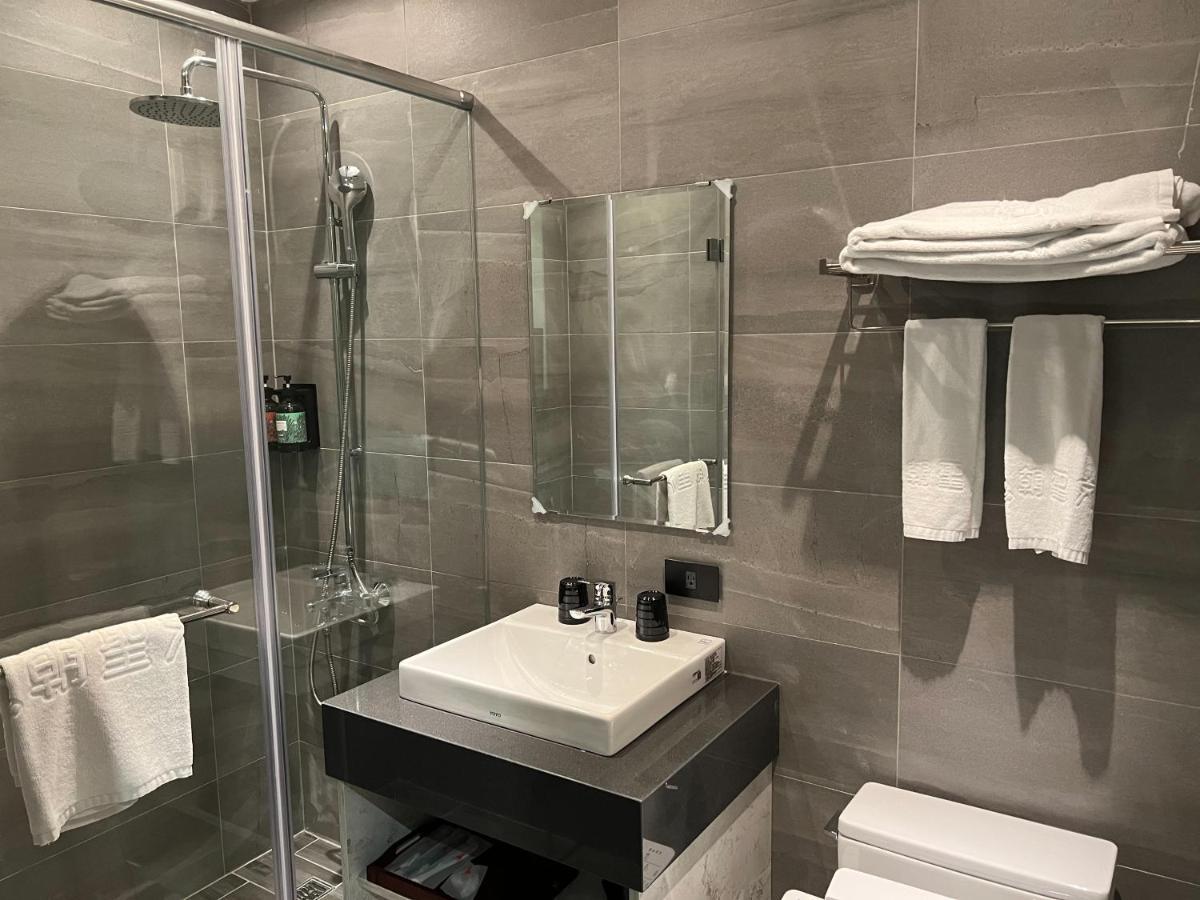Saint Hostel Beigang Екстер'єр фото