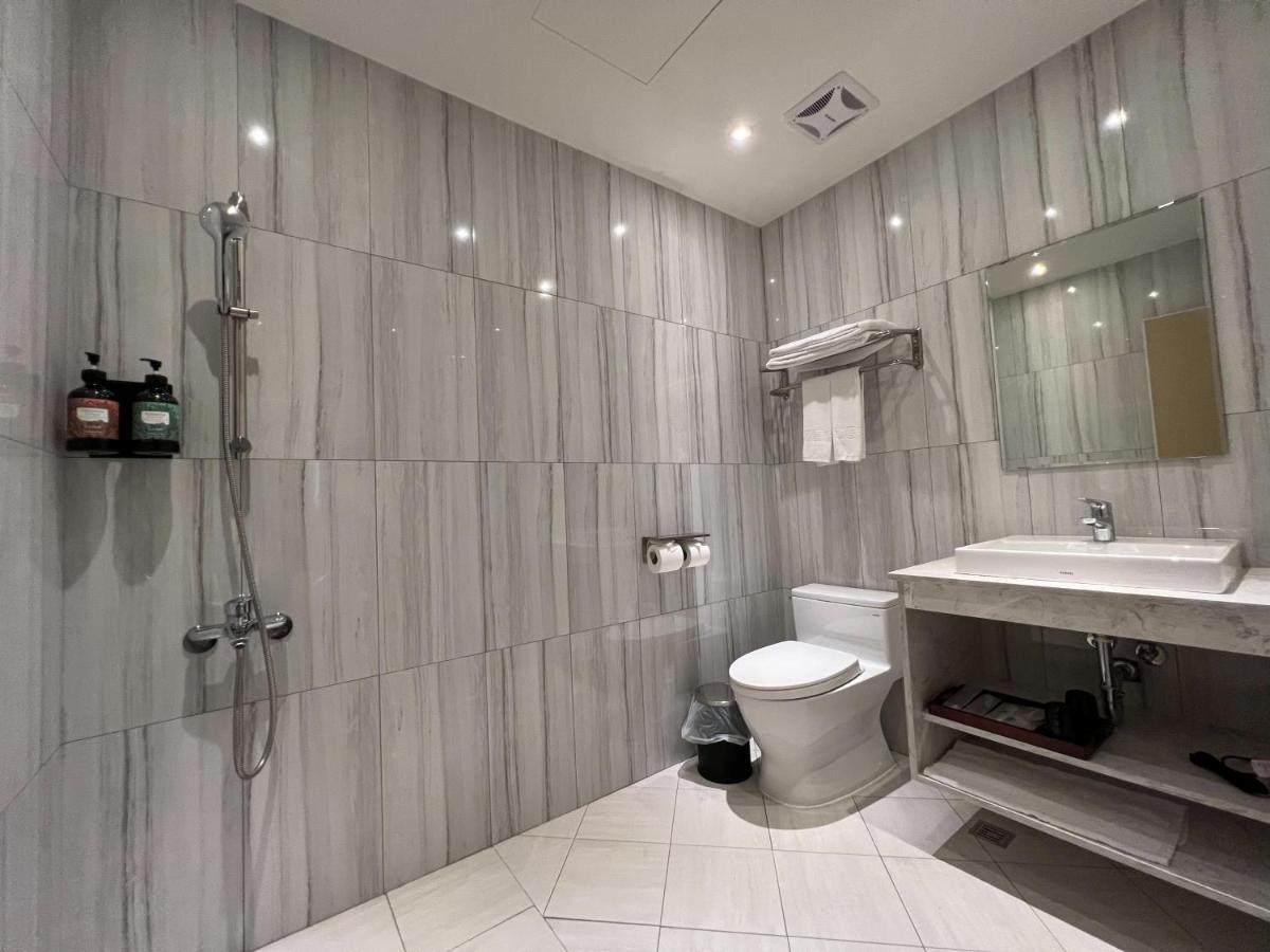 Saint Hostel Beigang Екстер'єр фото